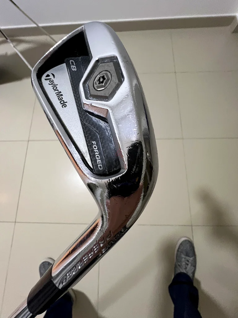 Golf Clubs Right Hand and Nike bag for Sale!63246749914242112