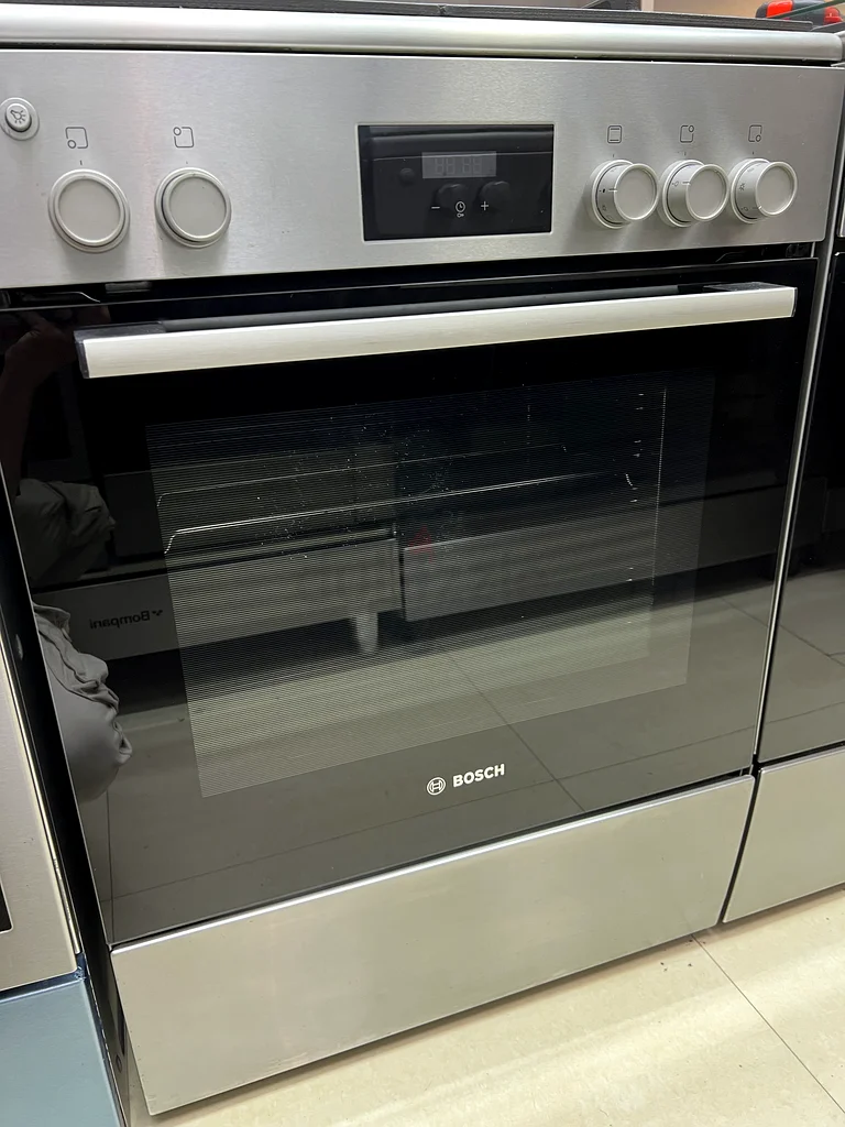 Bosch 4 Gas Burners Cooker HGB320E50M Stainless Steal FREE DELIVERY   WARRANTY63166182448258111
