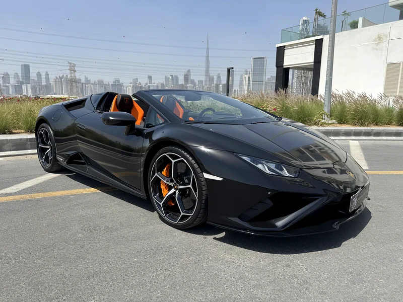 LAMBORGHINI HURACAN EVO SPYDER*GCC*DEALERSHIP WARRANTY*CLEAN SERVICE*ACCIDENT FREE*63231636385666114