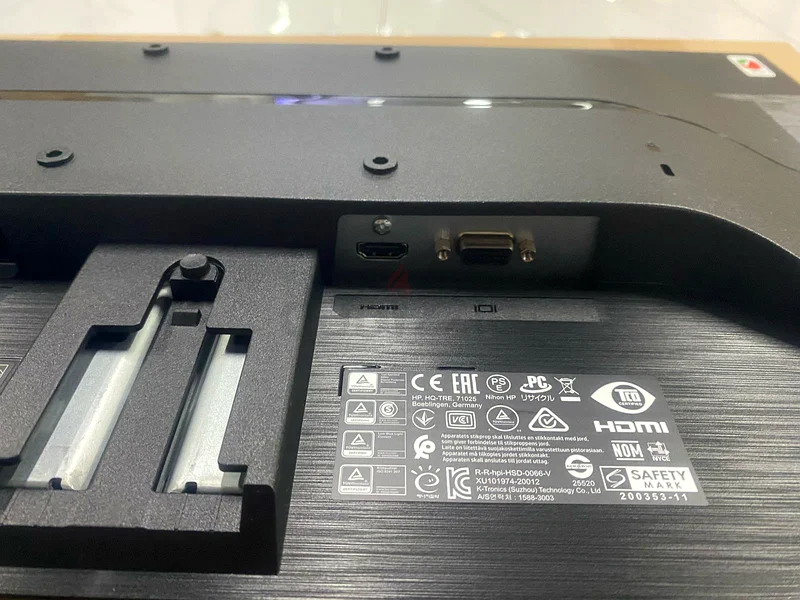 شاشة HP V24i مقاس 24 بوصة بدقة FHD | 1920x1080 | واسعة | تصميم أنيق باللون الأسود63256599217153111