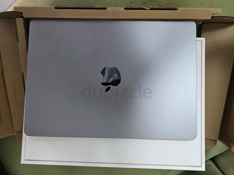 MacBook Air 13.6 inches63167579740289114
