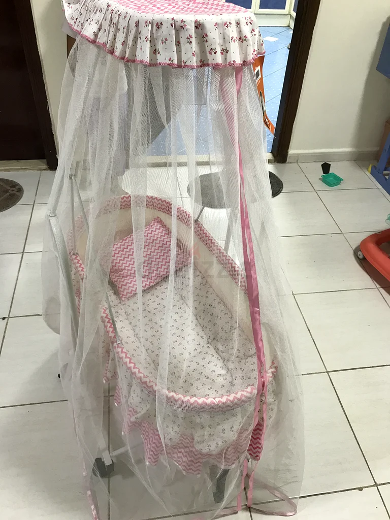 Charming Baby Bassinet with Stylish Bedding63204268285953111
