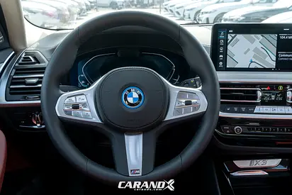 صورة 10 لـ 2025 BMW IX3