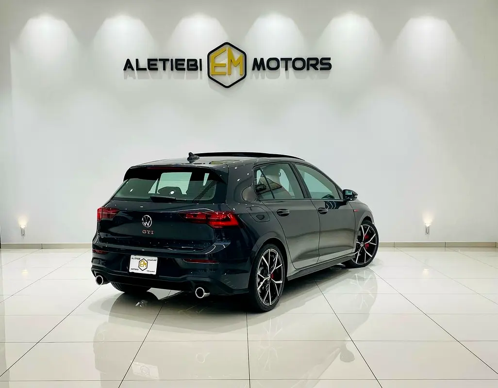 Volkswagen Golf GTI 2024