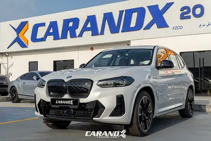 BMW iX3 Creative 2025