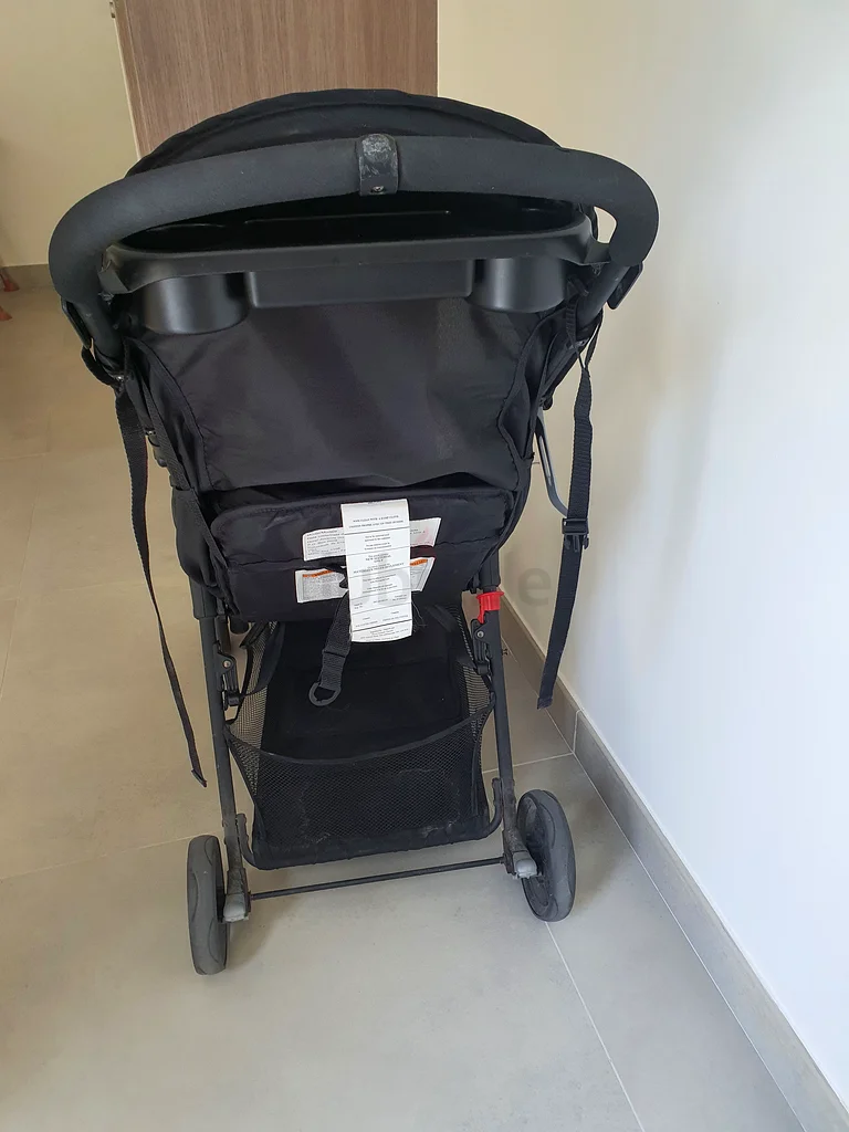 عربة أطفال خفيفة من كوسكو للبيع - رفيقك المثالي للسفر!63174810305923113