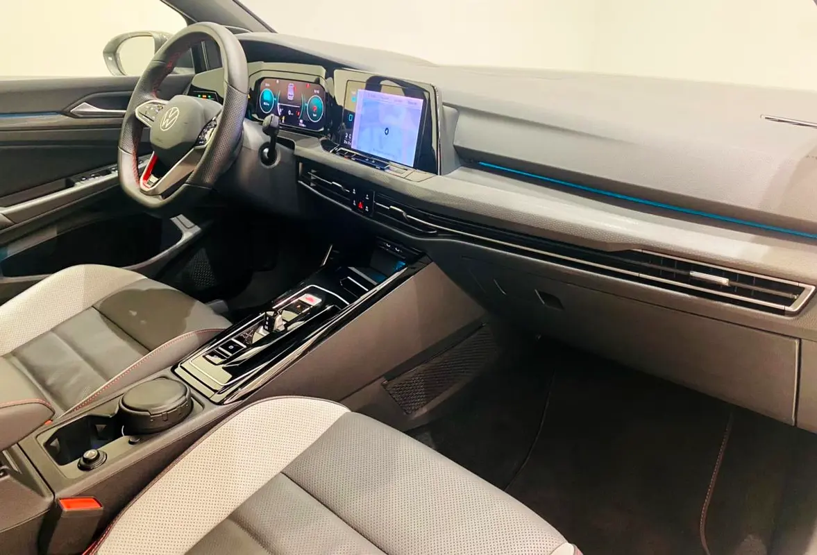 Volkswagen Golf GTI 2024