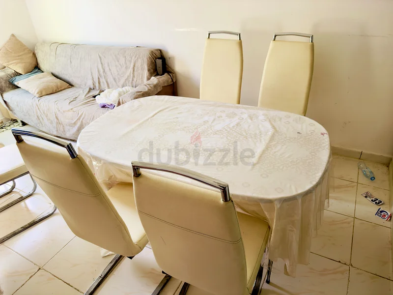 Dining Table with 6 Chairs – Great Deal!62864707890819111