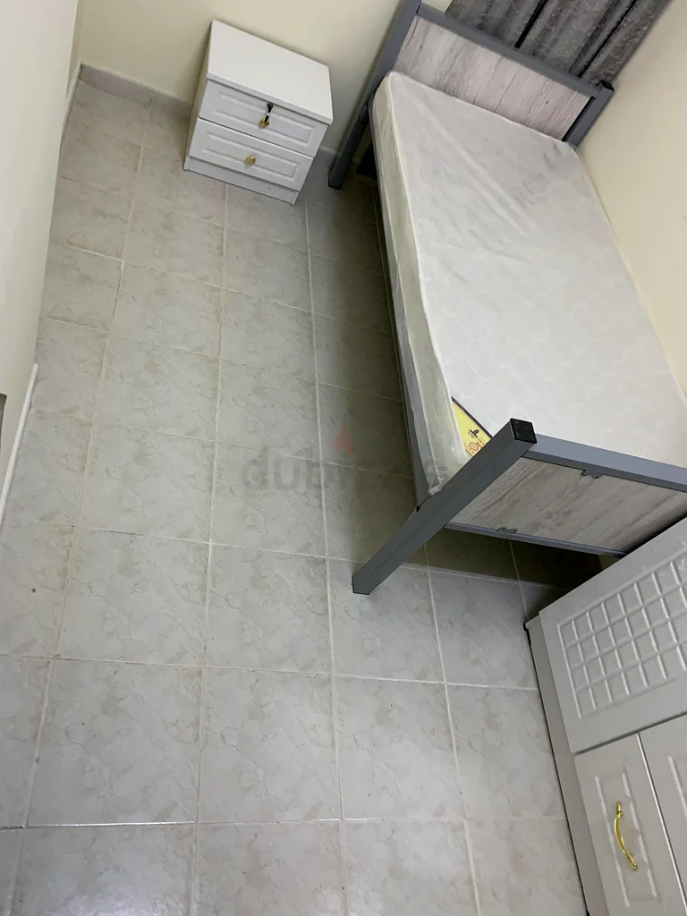 ‎بارتشن كبير/ غرفة Big Partition for rent @ international city64048297915777111
