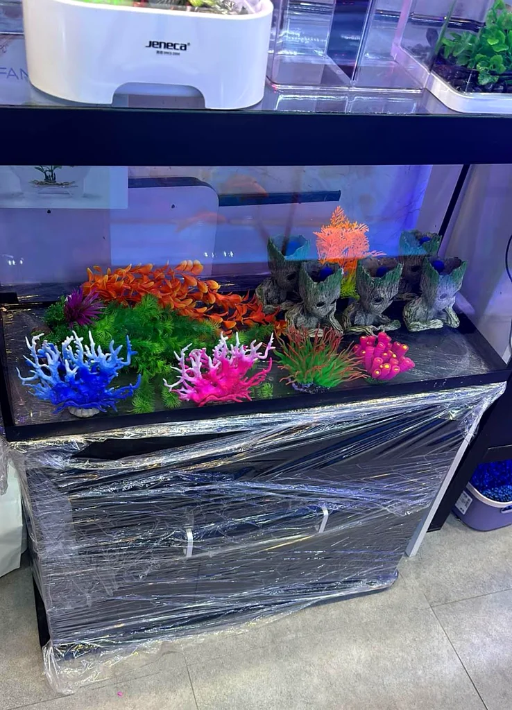 UAE Handmade Fish Tanks: Customized Glass Aquariums63232648754435112