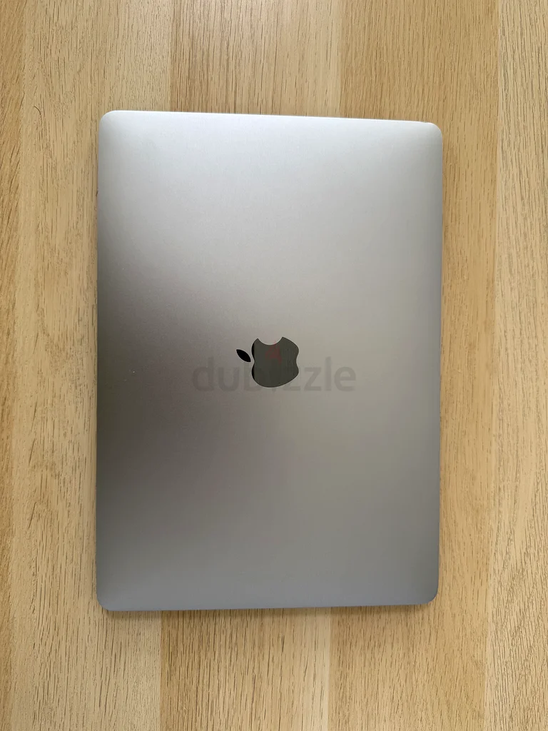 MacBook Pro 2017 – 13” | i7 3.5GHz | 16GB RAM | 1TB SSD63167579762819111
