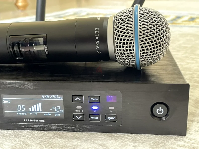 Shure QLXD4 Wireless Microphone System63266081690882114
