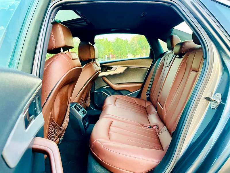 Audi A4 2017 Full option63224790225154114