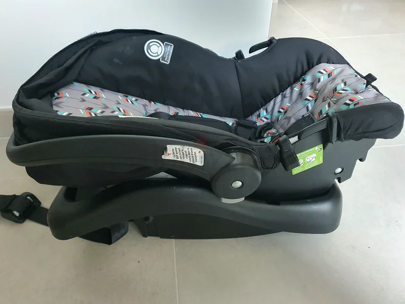 Comfortable Infant Car Seat for Sale!63205892294657111