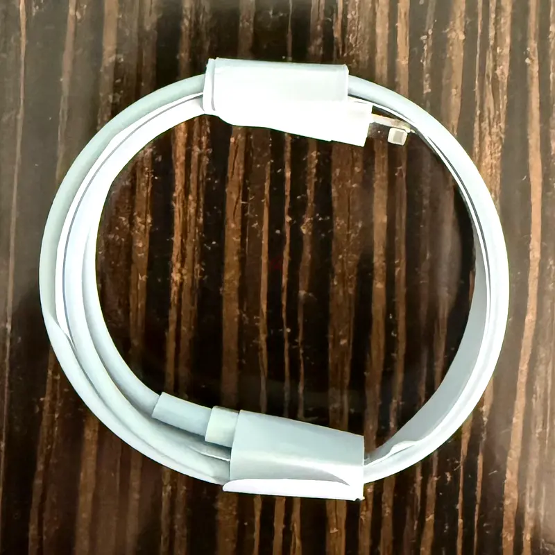 iPhone lightning cable