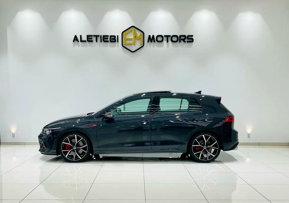Volkswagen Golf GTI 2024