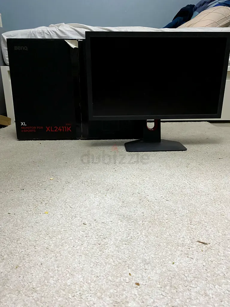 BenQ XL2411k esports monitor (HAS SCREEN DAMAGE)
