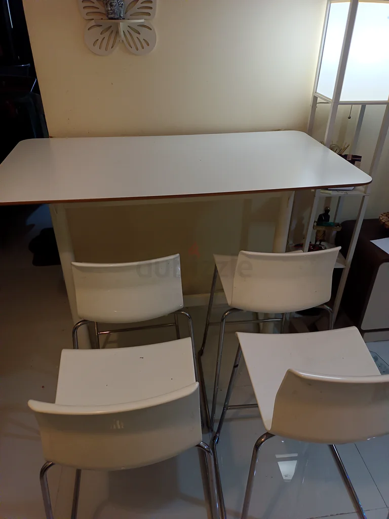 Modern white bar table63209837326465113