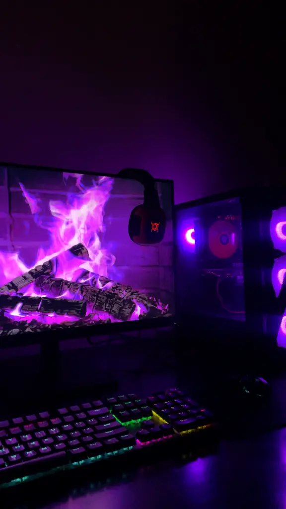 Gaming pc used only two weeks63228305622145115