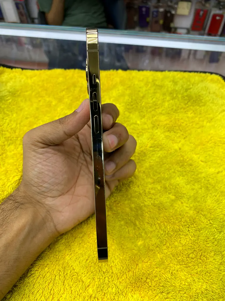 IPhone63215382170626112