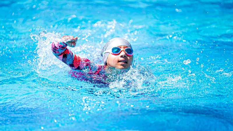Dubais Most Patient Swim Coach | Learn at Your Pace63220335415682112