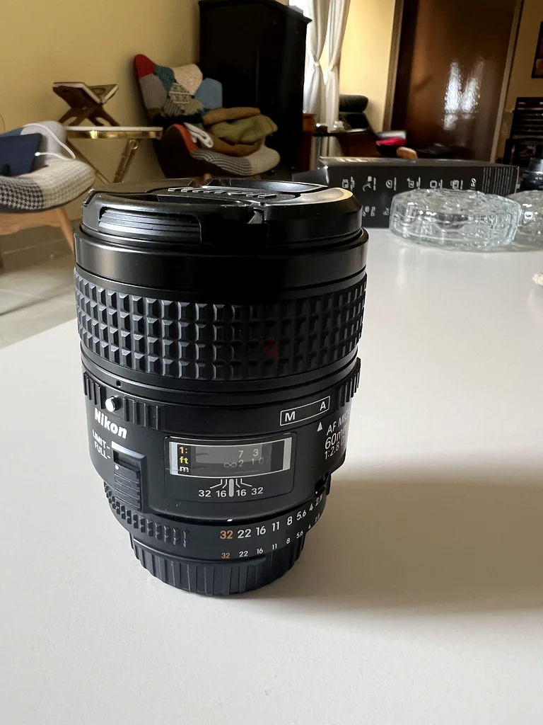 عدسة AF MICRO NIKKOR 60 مم f/2.8 D63234134183425112