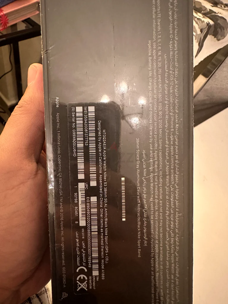 Apple watch series3 nike  38mm space gray new with with new battery 100% with full box63261271841923112