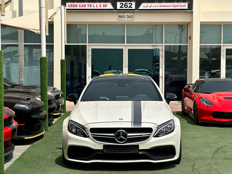 MERCEDES BENZ AMG C63s GCC 2017 Edition 1  
Original paint  
4-button key  
Full options  
Full carbon fiber63163859382273113