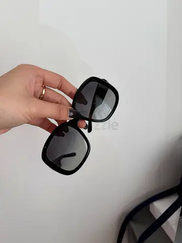 almost 90% off!!!!! bvlgari sunglass limited edition crystal sun protection