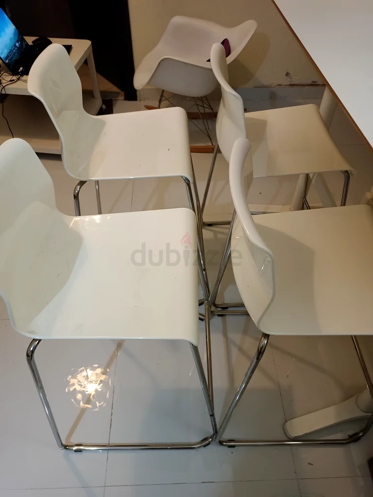 Modern white bar table63209837326465112