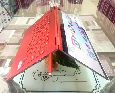 Brand NEW Samsung Galaxy Chromebook(10th GEN) Core i5_8 GB/256 GB+4K Display+Dual Camera+Builtin PEN