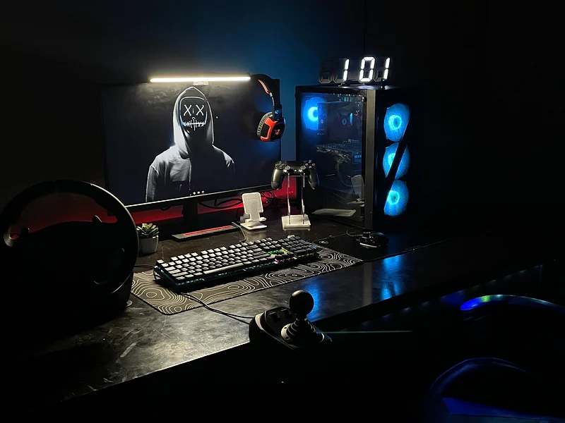 Gaming pc used only two weeks63200152188674114