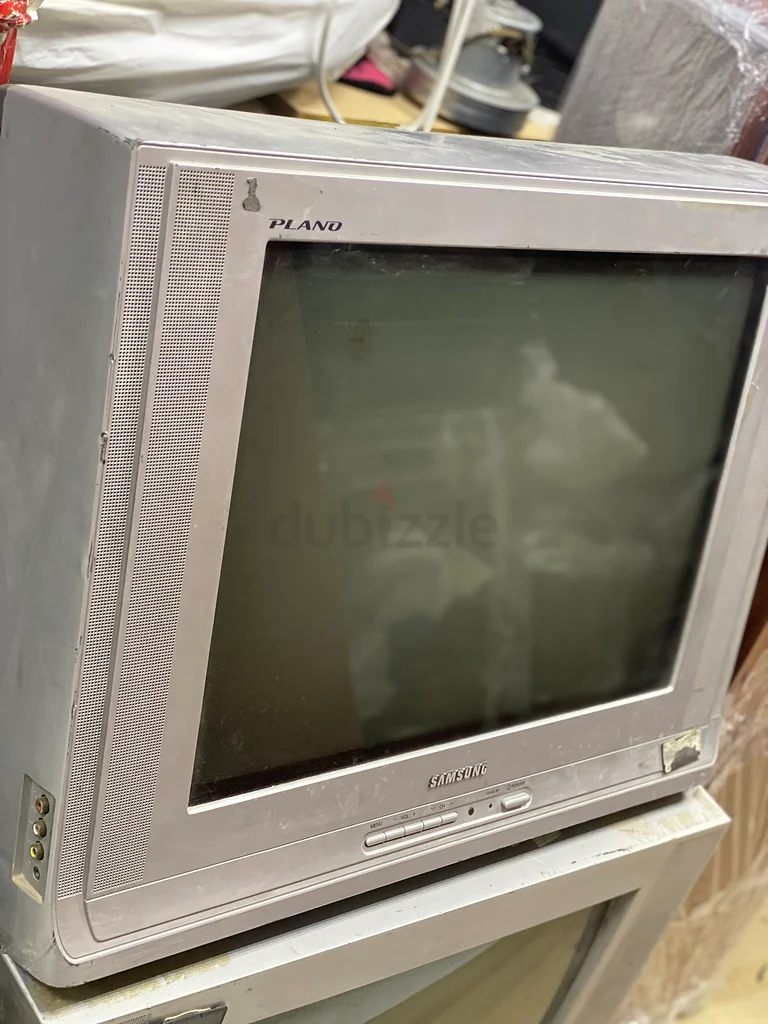 Classic CRT Television for Sale - Vintage Appeal!63194612349570113