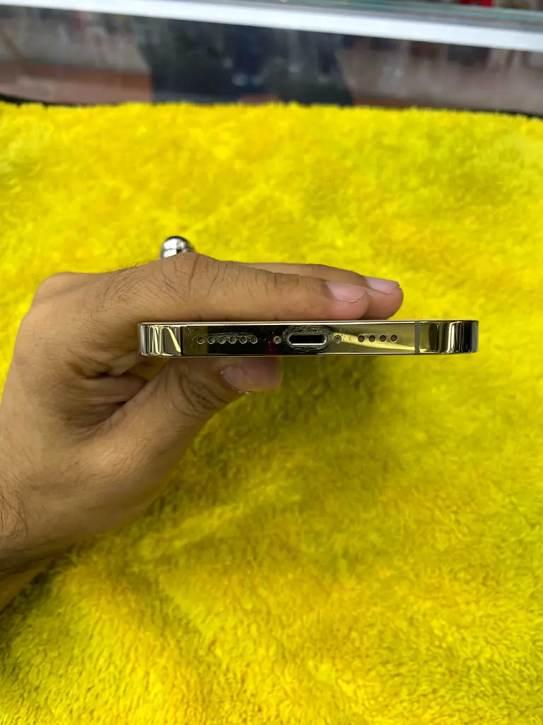 IPhone63215382170626114