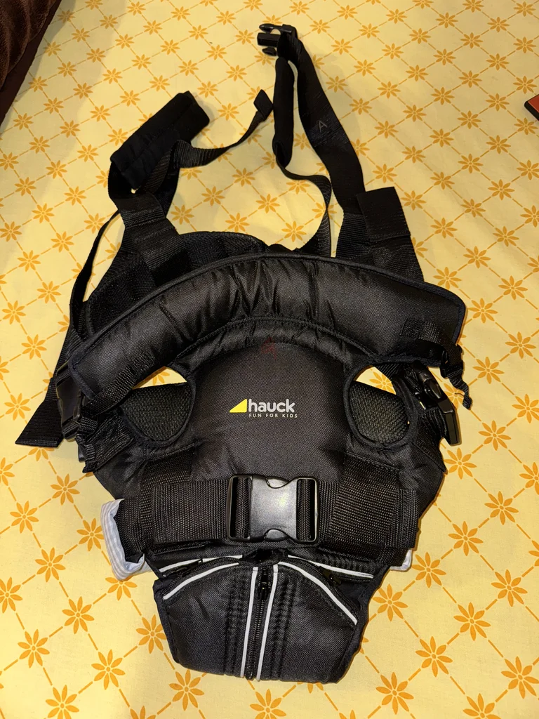 Premium Hauck Baby Carrier for Ultimate Comfort62929658957827111
