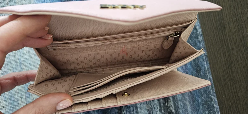 Pink DKNY Wallet for Sale!62931670755841112