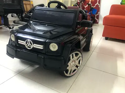Ride in Style with this Sleek Mercedes Benz G-Wagon for Kids!
