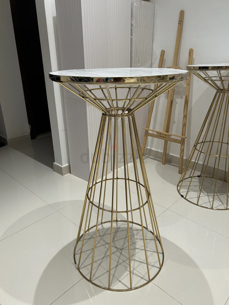COCKTAIL STAND Stylish White Marble Top Coffee Table with Gold Frame62863819817346112