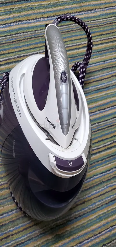 Philips brand steam iron63253972749058112