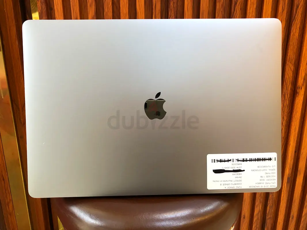 Macbook Pro A214163255536984321110