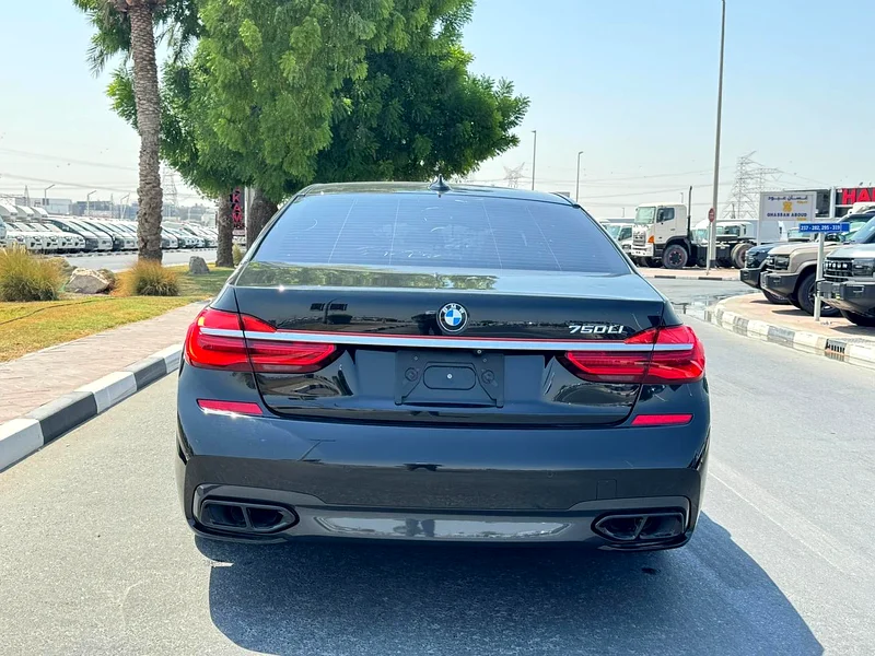 BMW 750Li - 2016 - 63000 km - Clean Title - Japan Specs63142135106562114