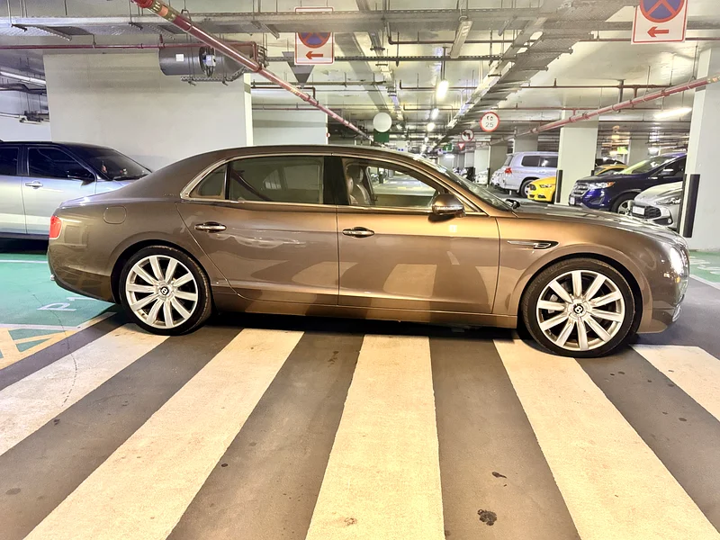 BENTLEY CONTINENTAL FLYING SPUR W12  2014 FULL OPTION NO PAINT63135492123137113