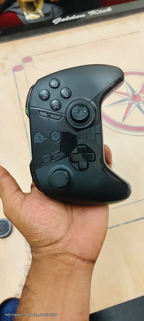 Gaming controller63230709449091111