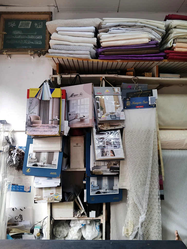 Curtains Works63440539776514112