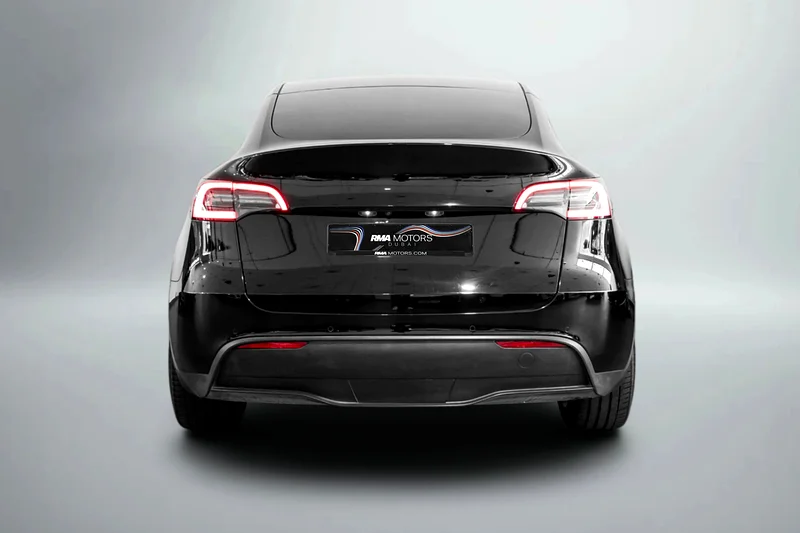 2,461 AED / month | 0% DP | 2022 Tesla Model Y Long Range / Tesla Warranty63175259062529113