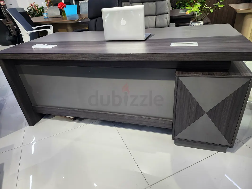 Executive L shape table for office