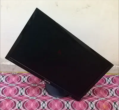 27inc Asus Full HD LED Monitor With HDMI + Hidrolic Stand Model No VS278