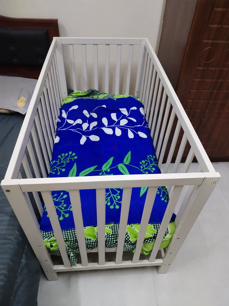 Baby crib (0 to 2.5 years)63206393067137112