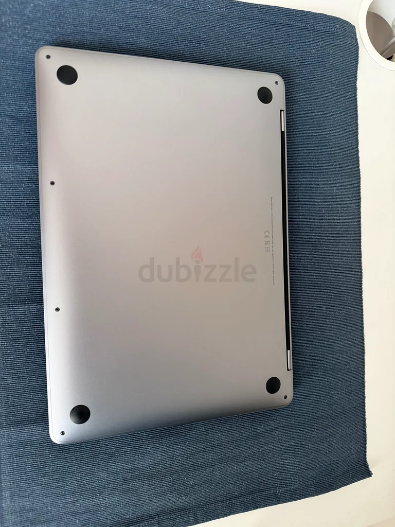 Sleek Apple MacBook Pro - Your Perfect Portable Companion!63167116621314114