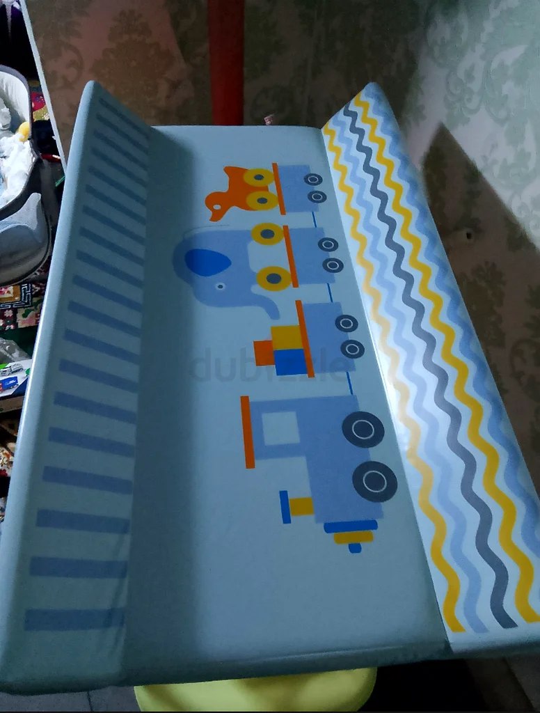 Colorful Baby Changing Table with Storage63207398647809112